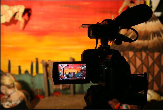 保鑣 视频缩略图