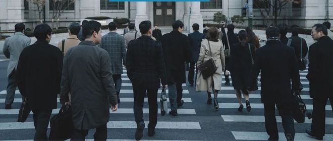 冰下的鱼 视频缩略图