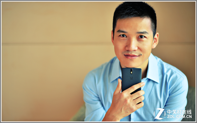 依然爱情服务生 视频缩略图