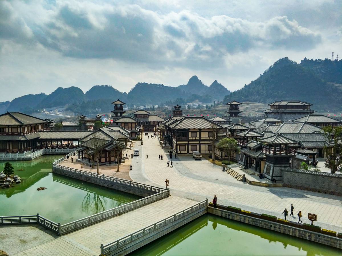 候爱·青春 视频缩略图