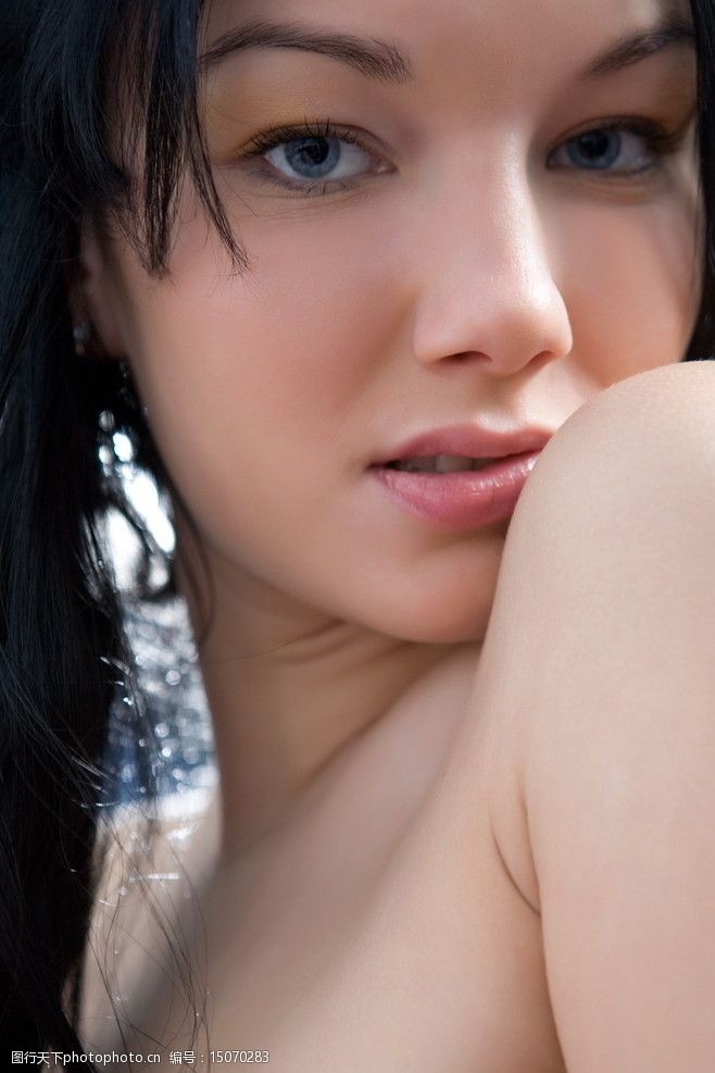 假偶成真 视频缩略图