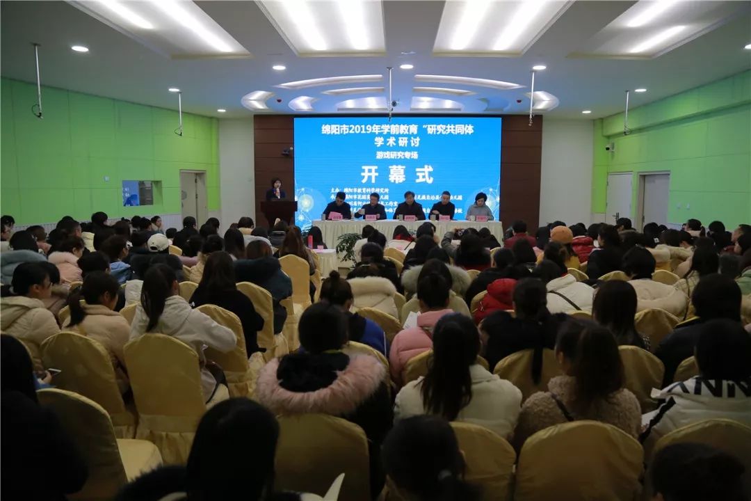 倔强的牛顿 视频海报