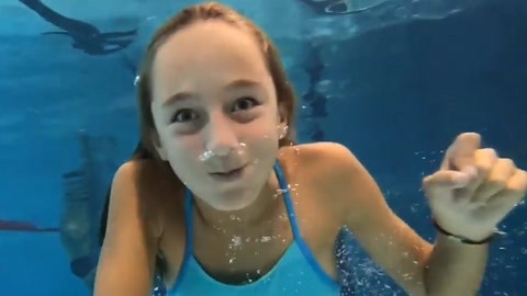 倾城之恋 视频海报