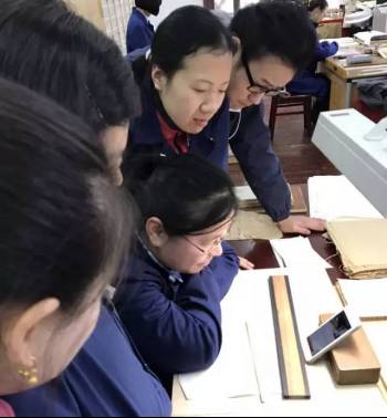 休比的万圣节 视频缩略图