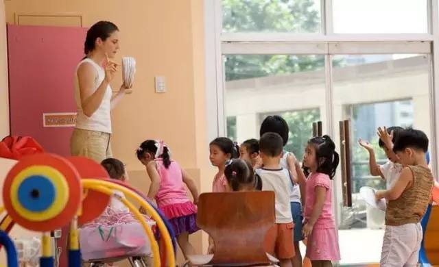 借口公司 Alibi.com 视频缩略图