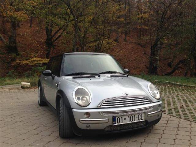 保卫战队之出动喇！朋友！ 视频海报