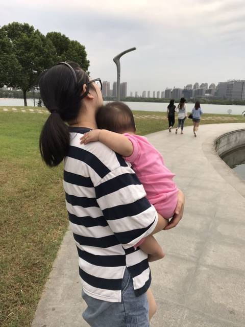 低俗喜剧 视频海报