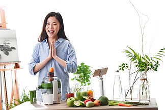 保鑣 视频缩略图