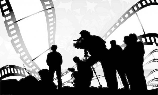 一路绽放 视频主图