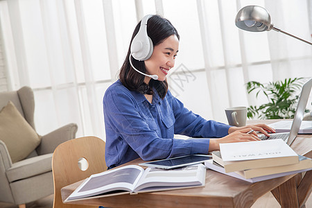 伪造者 视频缩略图