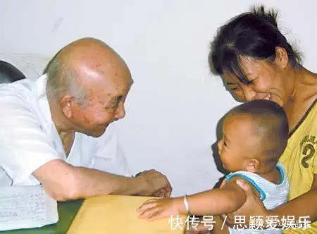 伤物语 -历与吸血鬼 视频海报