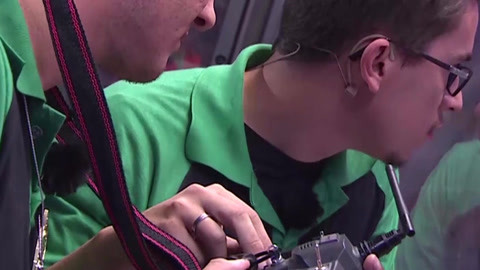 他的三个女儿 视频缩略图