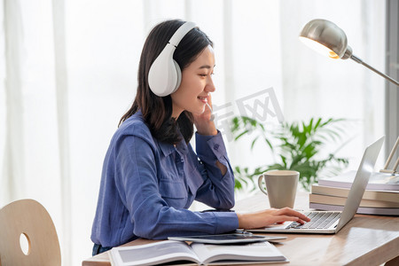 傲慢与偏见与僵尸 视频主图