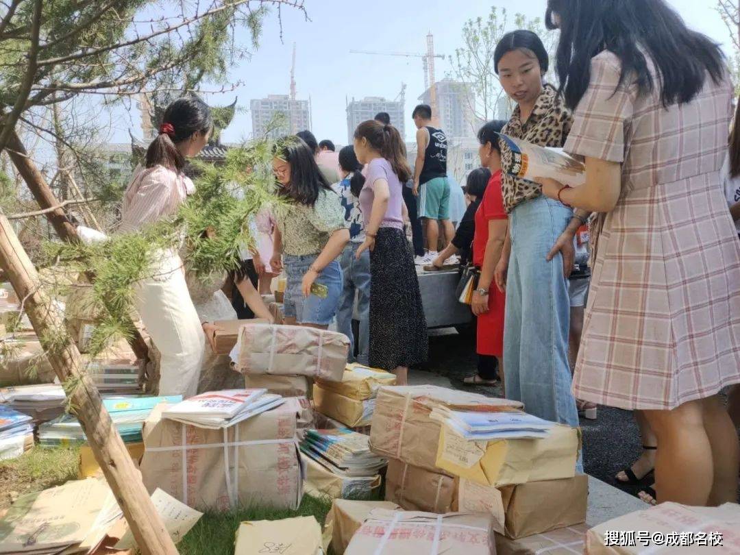 伦敦佬对抗活死人 视频缩略图