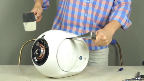 依然爱情服务生 视频缩略图