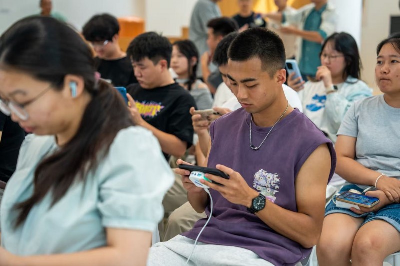 军犬麦克斯 视频缩略图