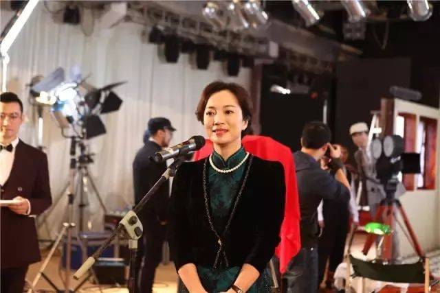 农场小牛牛：愚人节 视频海报