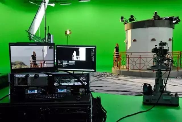 军犬麦克斯 视频缩略图