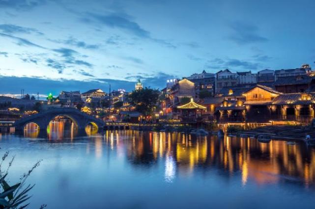 东京攻略（国语版） 视频主图