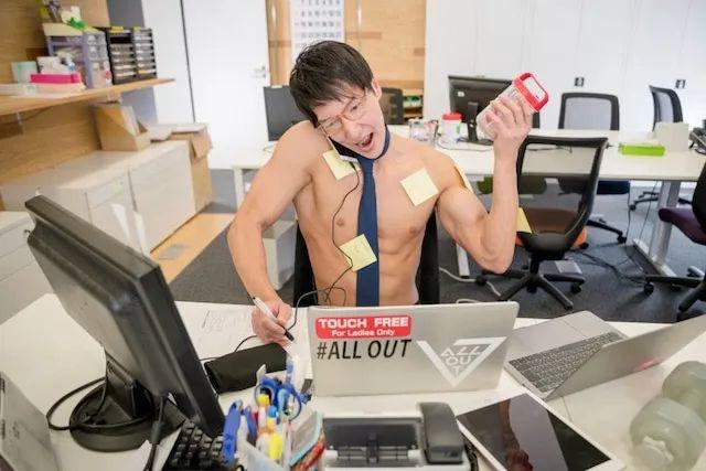 保姆的黑皮书 视频缩略图