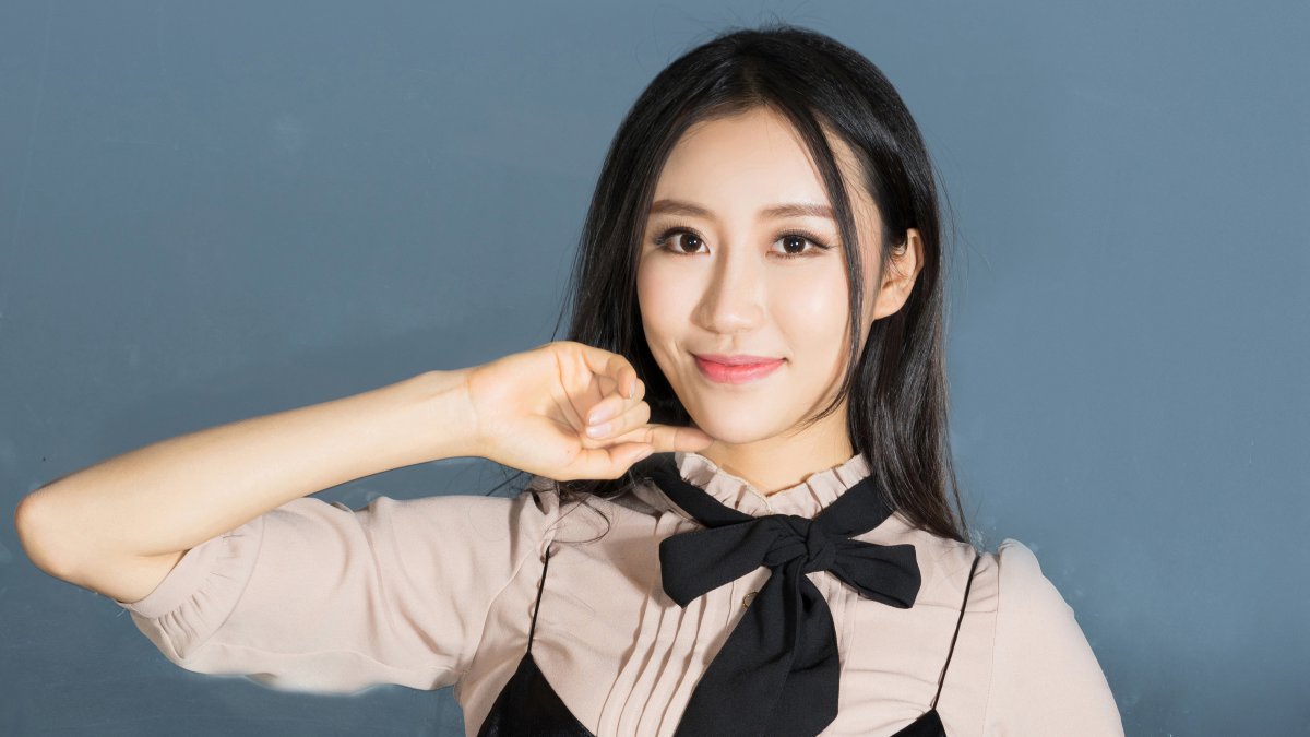 他的三个女儿 视频海报