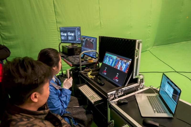 倔强的牛顿 视频缩略图