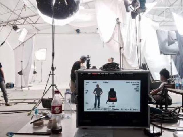 僵局 视频缩略图